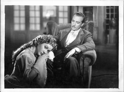 Laura Hidalgo y Hugo del Carril, protagonistas de una de las mejores películas argentinas de todos los tiempos