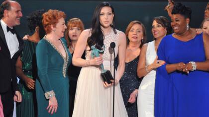 Laura Prepon acepta el SAG en nombre de todo el elenco de Orange is the New Black
