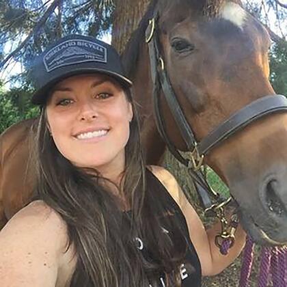 Lauren Hilty, la hermana de la actriz, estaba embarazada y murió en el accidente aéreo