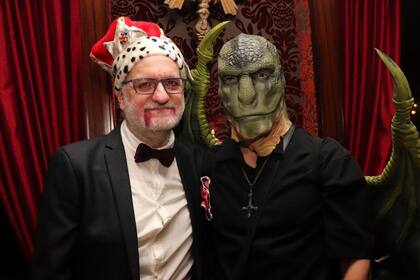 Laurencio Adot junto a su pareja, el actor Damián Romero