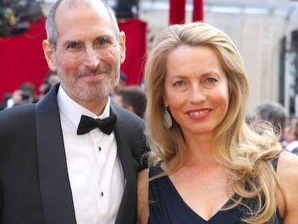 Laurene Powell, viuda de Steve Jobs, es madre de tres de sus hijos y heredera de su fortuna con la que realiza actividades filantrópicas