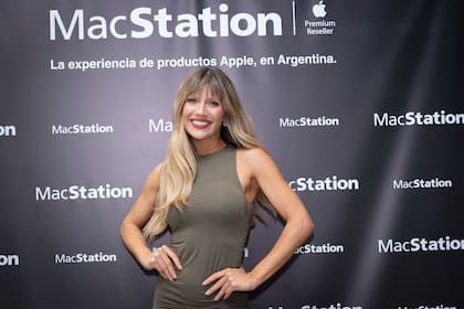 Laurita Fernández en el nuevo MacStation.