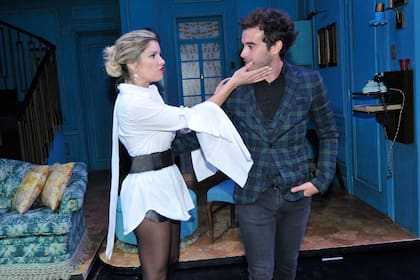 Pura química y risas, así se mostraron Laurita y Cabré