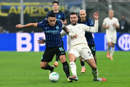 Lautaro Martinez batalla con el español Mario Gila Fuentes: el Toro dejó su sello frente a Lazio e Inter mira al resto desde la cima de la tabla de posiciones del calcio