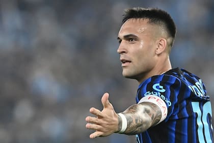 Lautaro Martínez, el capitán de Inter de Milán, que marcó el segundo gol de su equipo ante Lazio en la final de la Copa Italia