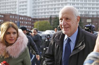 Lavagna al llegar a Comodoro Py para declarar sobre la supuesta oferta millonaria para que bajara su candidatura