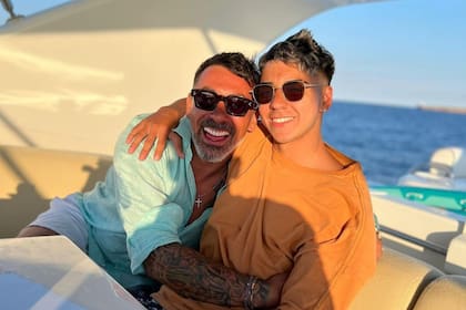 Lavezzi junto a Tomás, su hijo mayor