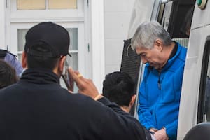 Lázaro Baez ingresa al Juzgado Federal sito en San Martin y Zapiola