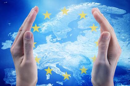 Lázaro Guillamón resalta que las situaciones no son comparables, pero cree que la universalización de la ciudadanía durante el Imperio romano deja lecciones valiosas para la Europa actual