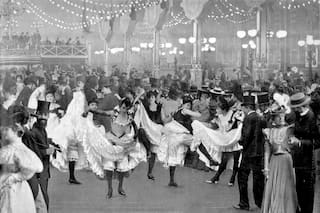 ¿Cuándo se inauguró la Torre Eiffel, uno de los símbolos de la Belle Époque?