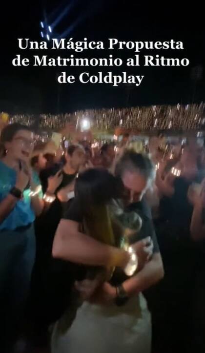 Le propuso matrimonio durante el show de Coldplay en Barcelona y al día siguiente se cruzó a Chris Martin en la playa