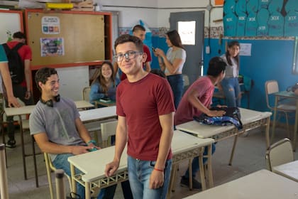 Leandro en el aula de su escuela