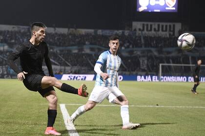 Leandro Fernández no puede afirmarse en Independiente