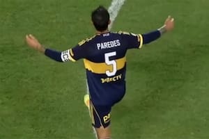 La reacción de Paredes para Úbeda ante el cambio de Zeballos contra Racing