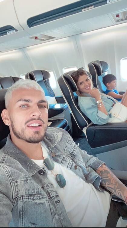 Leandro Paredes se cambió el color de pelo.