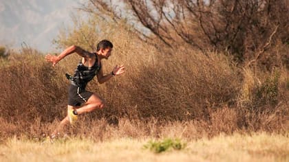 Leandro Paris, en la pista de tierra de San Luis