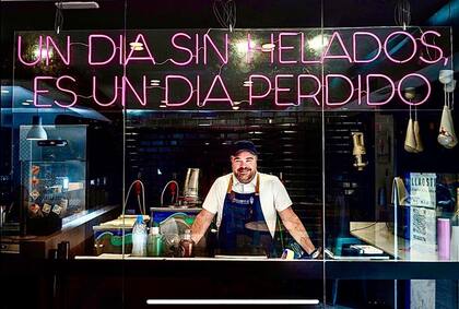 Leandro Rincón, dueño de la Heladería Dellaostia