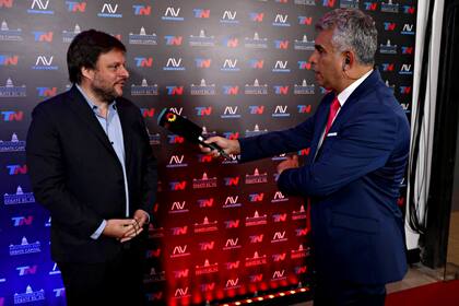 Leandro Santoro al llegar al debate político