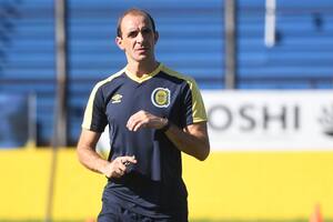 Apenas empezó el torneo, Leandro Somoza se fue Rosario Central: sus razones y una fuerte crítica