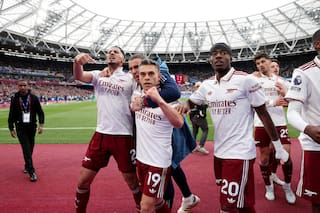 A West Ham el VAR le anuló el empate a los 95 minutos y el equipo de Arteta ganó un duelo crucial