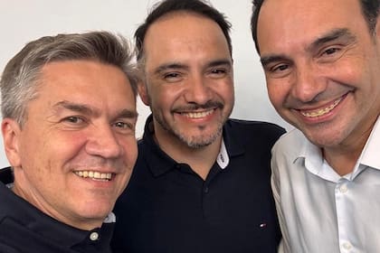 Leandro Zdero (Chaco) junto a Juan Pablo y Gustavo Valdés (Corrientes)