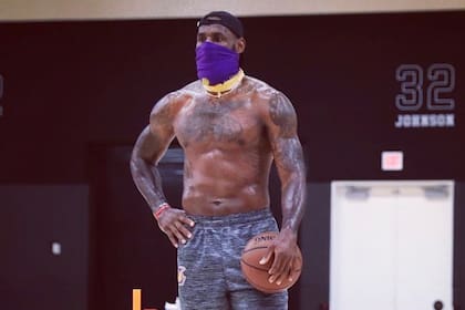 LeBron James y una figura que impresiona