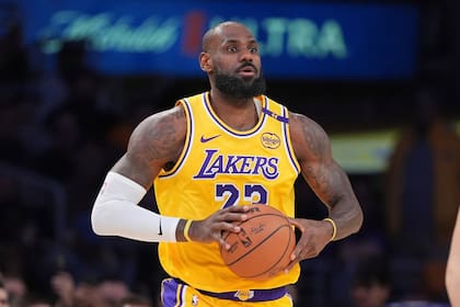LeBron entró a su 22° temporada como jugador de la NBA y se acerca su retiro