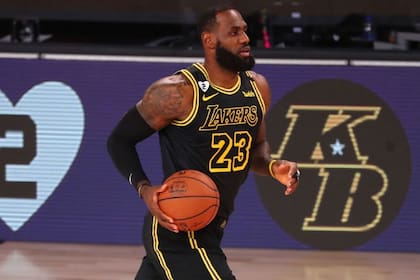 Los Angeles Lakers y LeBron James empezaron perdiendo frente a Houston Rockets su semifinal del Oeste en la NBA; esta noche, el segundo choque.