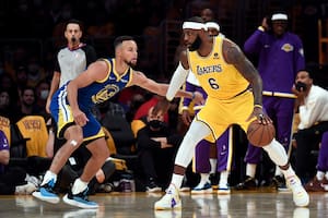 Stephen Curry y su “juego basura” le dieron un cachetazo al experimento de los Lakers de LeBron