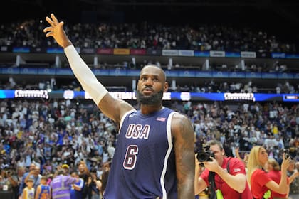 LeBron James, de la selección de Estados Unidos de básquetbol, es una de las máximas estrellas
