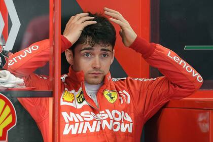 Leclerc cometió un error con su Ferrari y saldrá quinto.