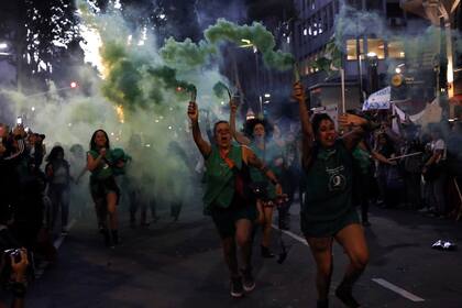 Lectura del comunicado