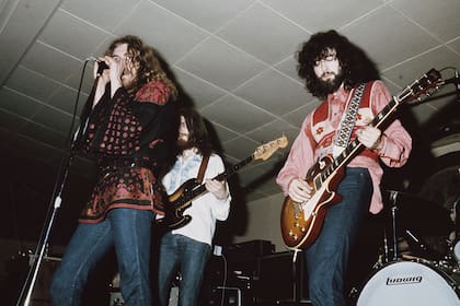 Led Zeppelin en 1969. En el primer álbum de su saga, Zepp descubrió la fórmula de su sonido hard-rock