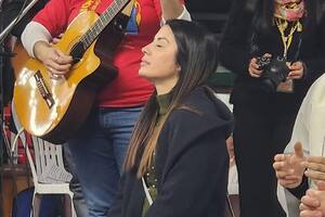 Leda Bergonzi durante la jornada de evangelización en el estadio Ruca Che. Foto: Soplo de Dios Viviente