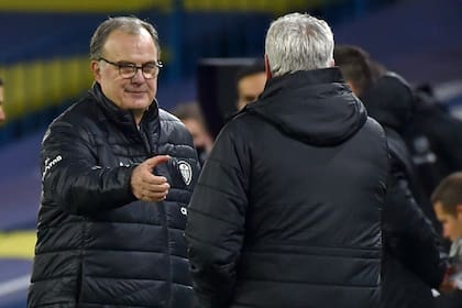 Leeds United derrotó por 5-2 a Newcastle; en el final sonrió Marcelo Bielsa.