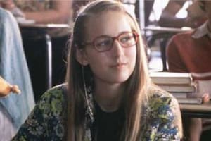 Leelee Sobieski en Nunca me han besado (1999)