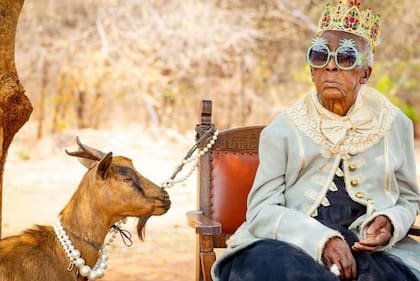 Margret Chola insta a la gente a "perdonarse siempre por cualquier error que haya cometido". "Nunca podrás cambiar tu pasado, pero puedes cambiar tu futuro", dice.