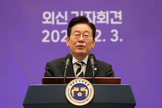 Legisladores de Corea del Sur aprueban ley contra información falsa pese a advertencias de censura