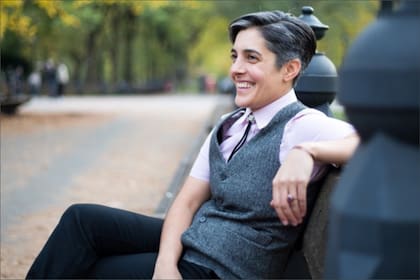 Leila Bozorg, vicealcaldesa de Vivienda y Planificación, es hija de inmigrantes iraníes y se casó en 2021