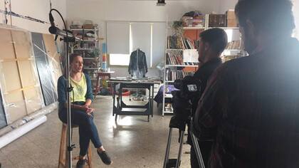 Leila Tschopp, de la ciudad de Buenos Aires, ganó una beca con el proyecto Diálogos, para investigar sobre los vínculos posibles entre pintura e instalación