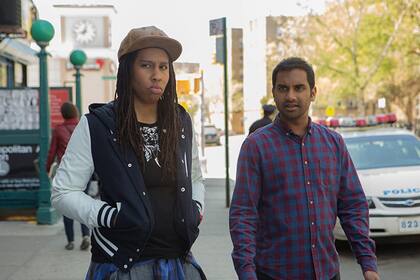 Lena Waithe y Aziz Ansari en Master of None