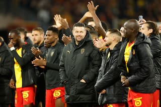 Lens se convierte en un serio rival para el PSG en la lucha por el título de Francia