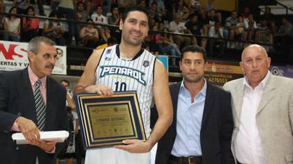 Leo Gutiérrez estableció una nueva marca en la LNB