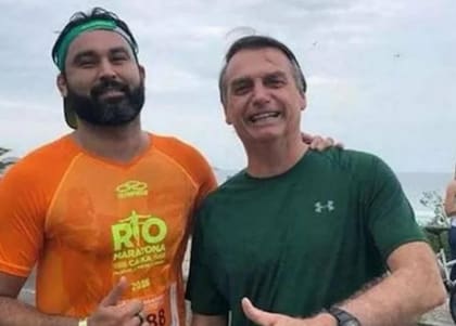 Leo Indio, junto a Bolsonaro