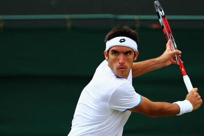 Leo Mayer sigue fuerte en Nottingham