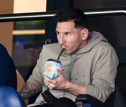 El mate de Messi durante el partido de PSG-Clermont