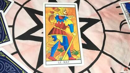 Leo tendrá la carta de El Loco, que representa el animarse