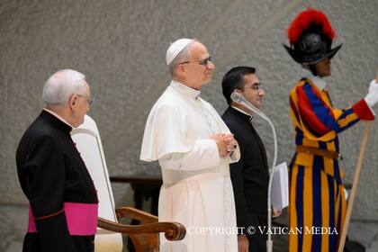Leon XIV participó de una audiencia en el Vaticano ante cinco mil personas que trabajan en distintas áreas y sus familias