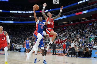 Leonard, Collins y Harden lideran remontada de Clippers 98-92 ante Pistons