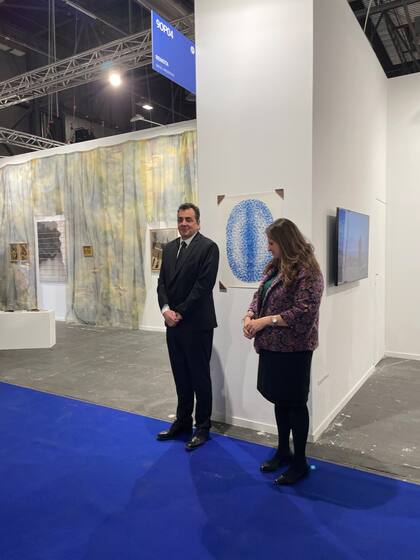 Leonardo Cifelli esperó a los reyes el año pasado en ARCO, junto al stand de la galería Remota